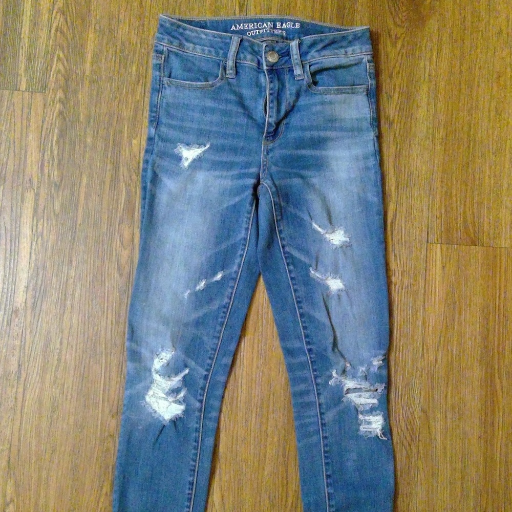 AMERICAN EAGLE HI-RISE JEGGINGS